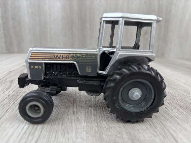 White 2-135 WF, 1/32, 10th Anniversary, Scale Models