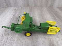 John Deere 24T Baler, 1/16, Ertl