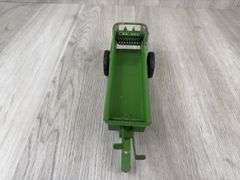 John Deere L Spreader, 1/16, Carter