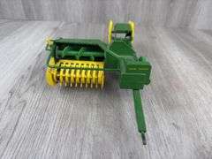 John Deere 24T Baler, 1/16, Ertl