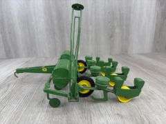 John Deere 495 4 Row Planter, 1/16, Ertl