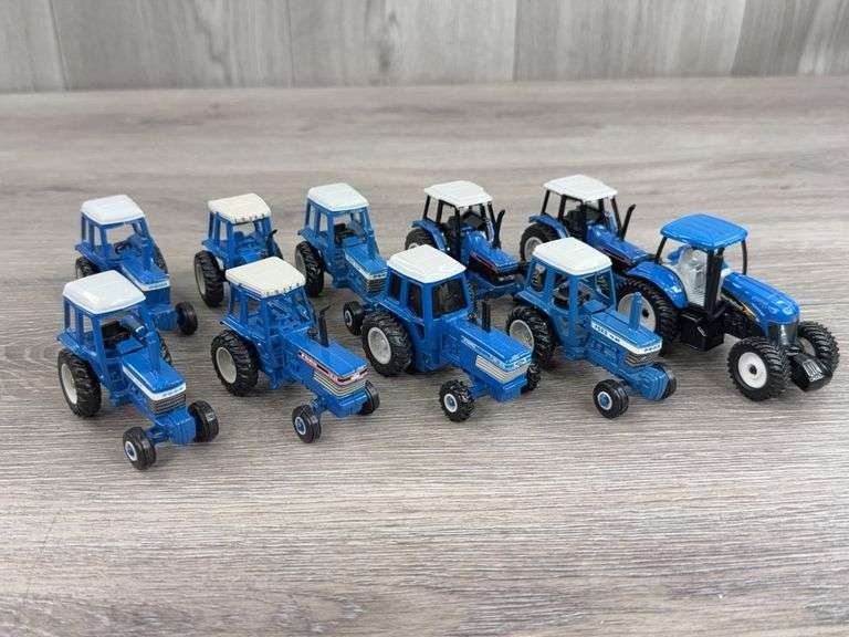 9 Ford & 1 New Holland Tractors, 1/64, Ertl