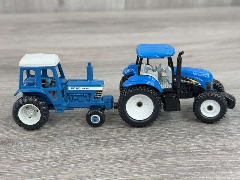 9 Ford & 1 New Holland Tractors, 1/64, Ertl