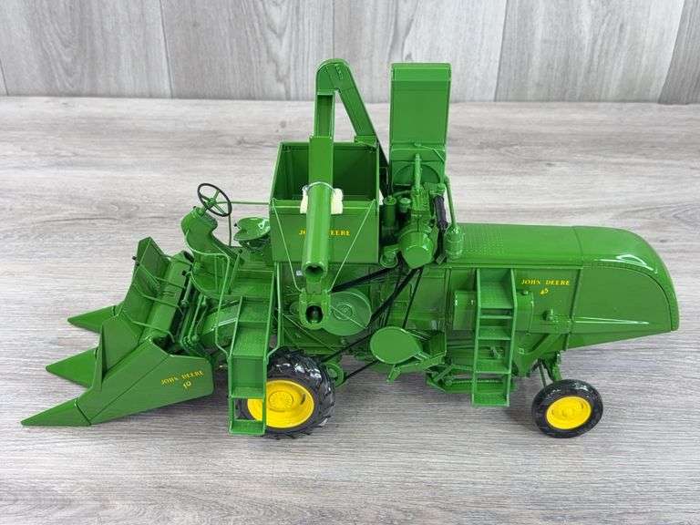 John Deere 45 Combine, 1/16, Prestige Collection, Ertl