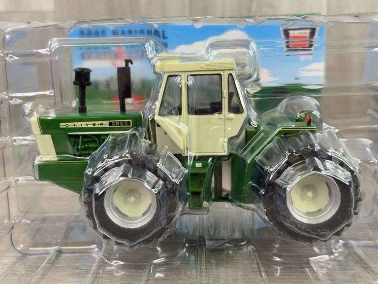 Oliver 2655 4WD Duals, 1/32, 2005 NFTS, Toy Farmer