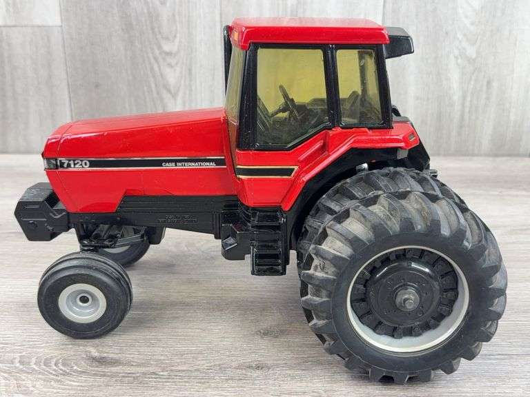 Case International 7120 WF Duals, 1/16, 1987 Special Edition, Ertl