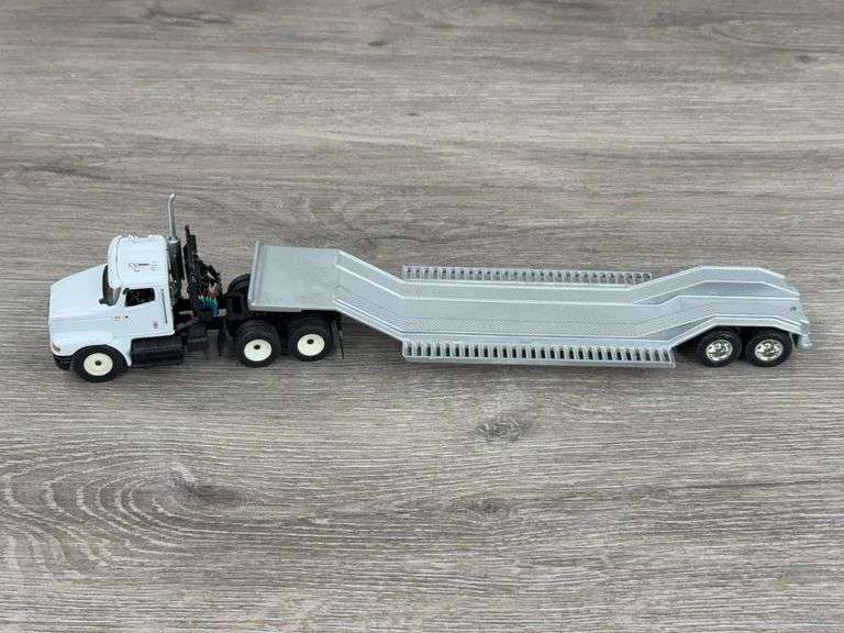 Workhorse Truck W/Drop Deck Trailer, 1/64, Custom, Wilcol Farm Toys