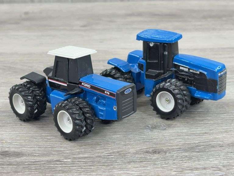 Ford 976 4WD & New Holland 9882 4WD, 1/64, Scale Models