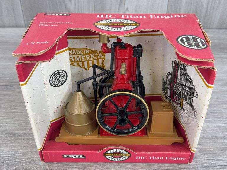 IHC Titan Engine, 1/8, Vintage Gasoline Engines, Ertl