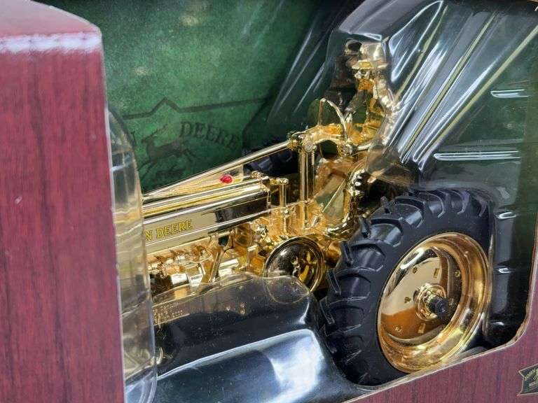 John Deere Model A W/Man, 1/16, Ertl