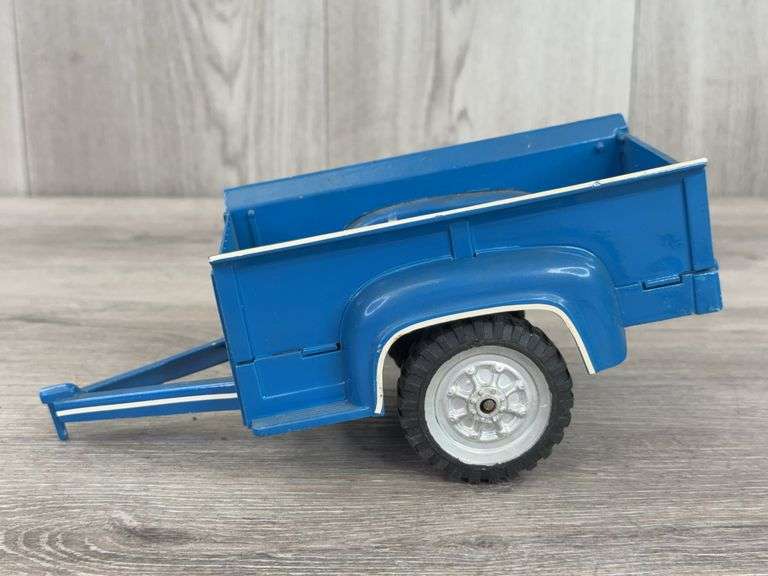 Hubley Trailer, 9 1/4”, Has Been Painted