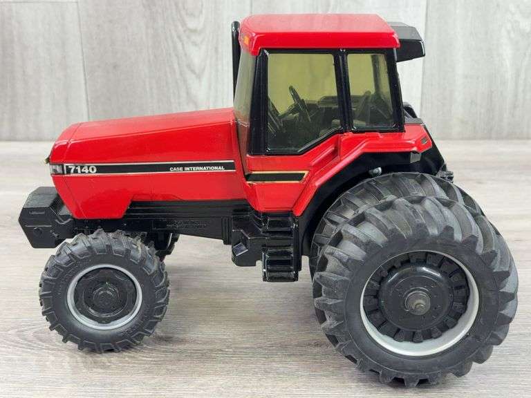 Case International 7140 MFD Duals, 1/16, 1987 Special Edition, Ertl