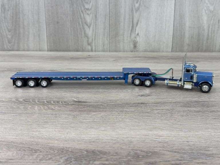 Peterbuilt Truck W/Tri Axle Step Deck Trailer, 1/64, Custom