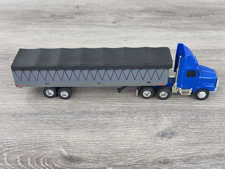 2 WhiteGMC Trucks W/Grain Trailers, 1/64, Custom