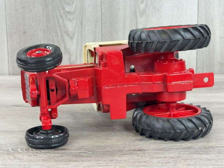 International 1486 WF, 1/16, Custom