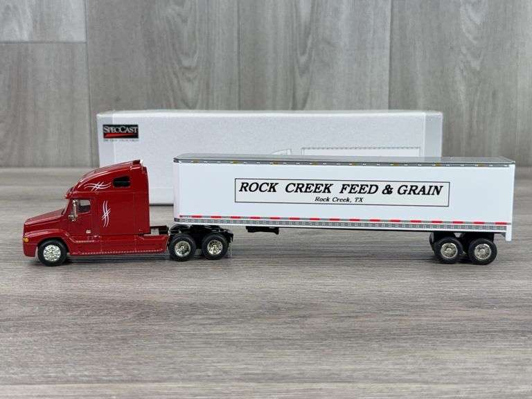 Freightliner C120 Rock Creek Feed & Grain Truck & Trailer, 1/64, SpecCast, Limited Edition