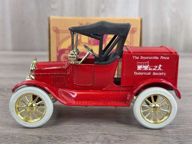 1918 Ford Model T Runabout Bank, The Dyersville Historical Society, 3rd Edition, 1 Of 408, 5 1/2”, Ertl Collectibles, Missing Key