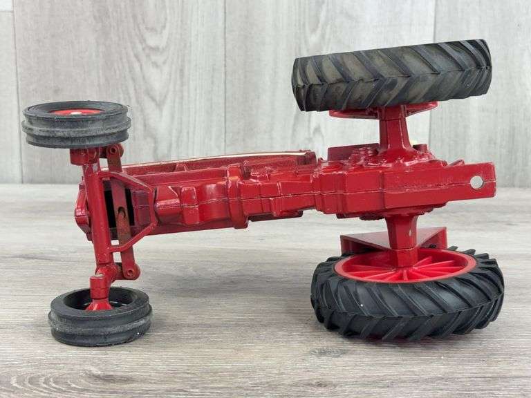 International Farmall Hydro 1026 WF, 1/16, Ertl