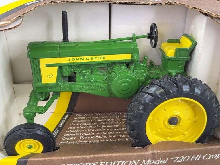 John Deere 720 Hi-Crop, 1/16, 1990 Two-Cylinder Club