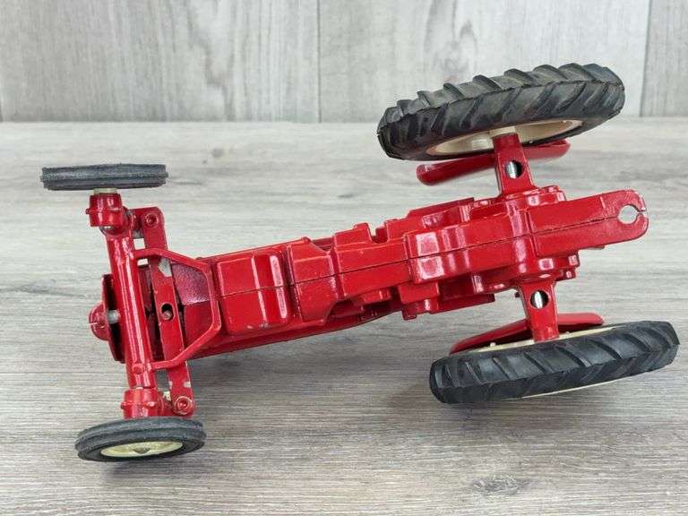 International Farmall Hydro 656 WF, 1/16, Custom