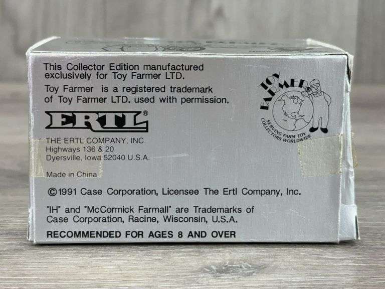 IH McCormick Farmall Diesel Super M-TA NF, 1/43 Toy Farmer