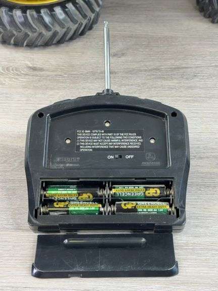 John Deere 9520 4WD Duals RC, 24”, Ertl, Unsure If Operational