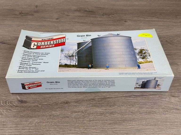 Walthers HO Scale Grain Bin, Grain Conveyor & Grain Dryer, Walther Cornerstone Series, Unsure If Complete