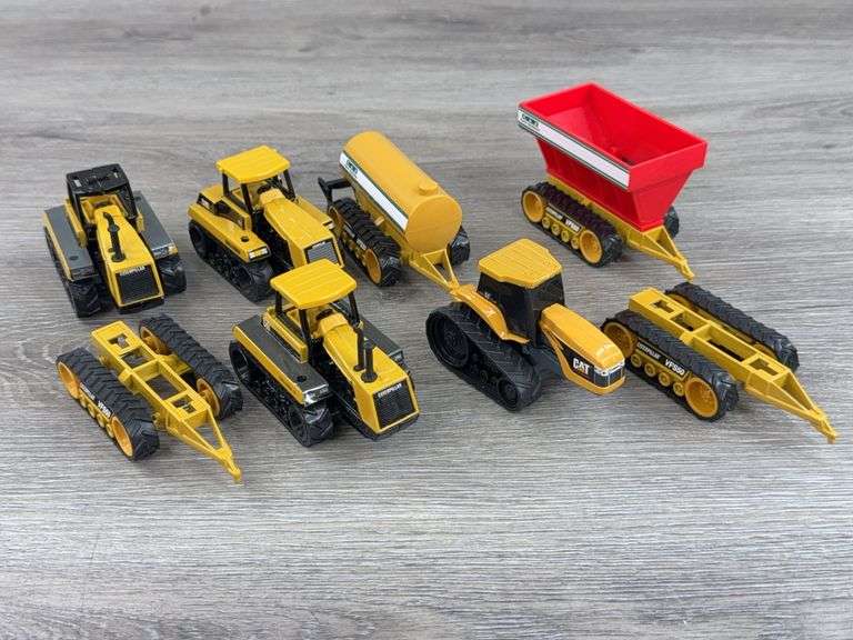 8 Caterpillar Tractors & Implements, 1/64, Mostly Ertl, C&J Hopper