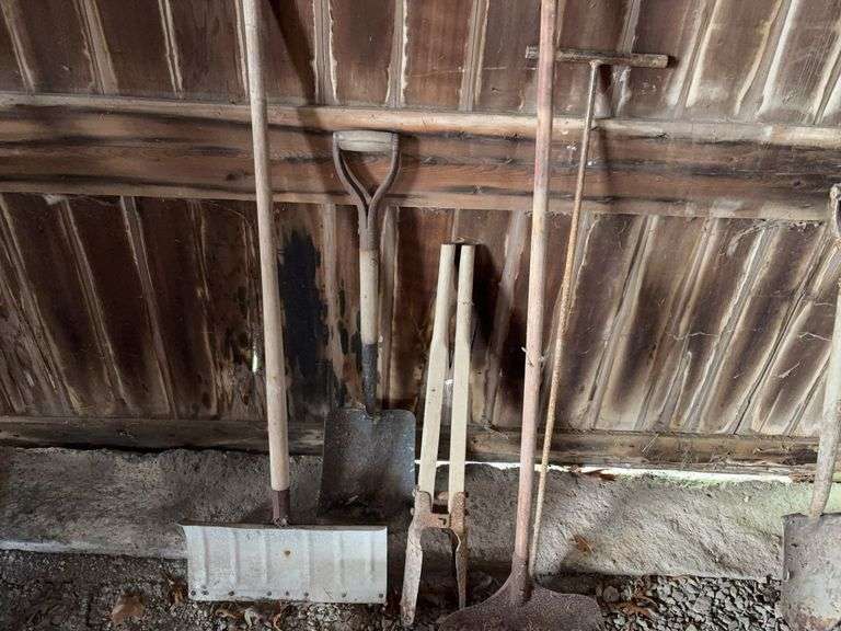 Job Lot. Shovels, Post Hole Digger, Rake, Soil Probe