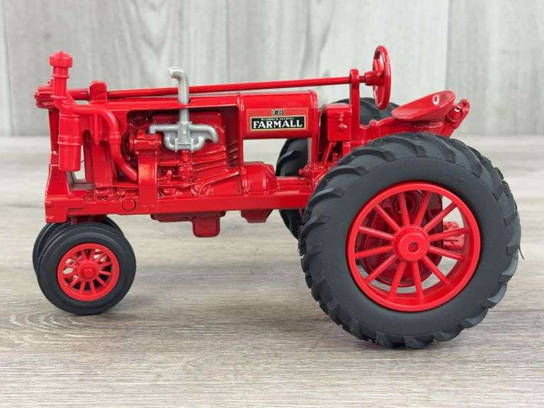 McCormick-Deering Farmall F-20 NF, 1/16, Custom