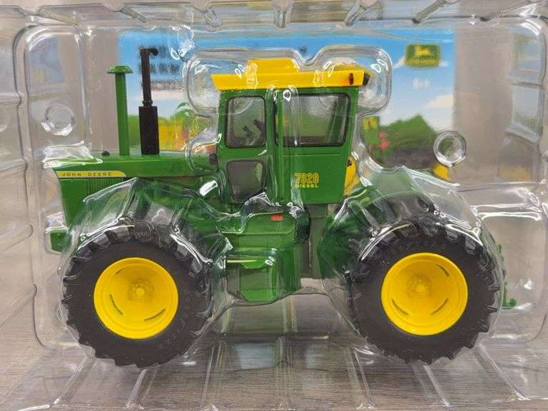 John Deere 7020 Diesel Duals 4WD WCab, 1/32, Toy Farmer