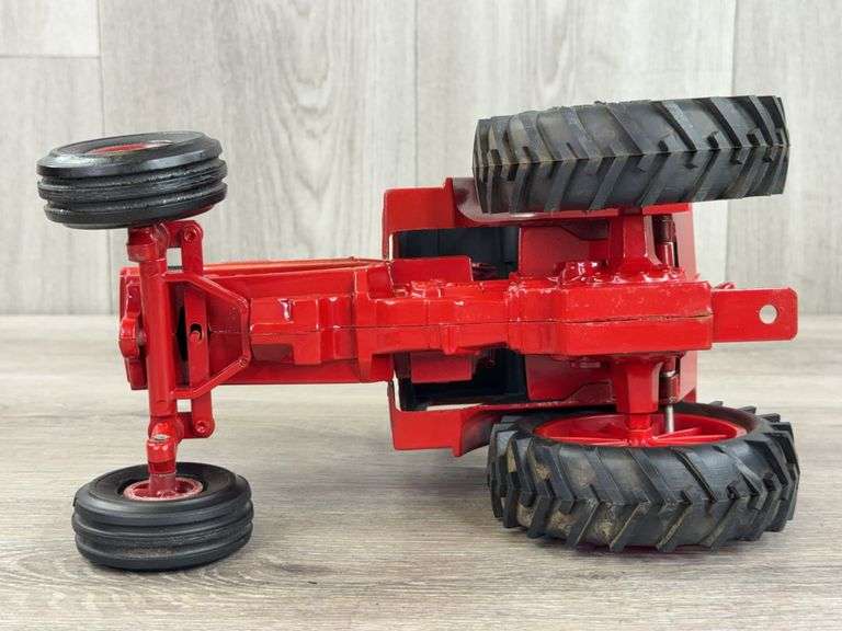 International 1466 WF, 1/16, Custom