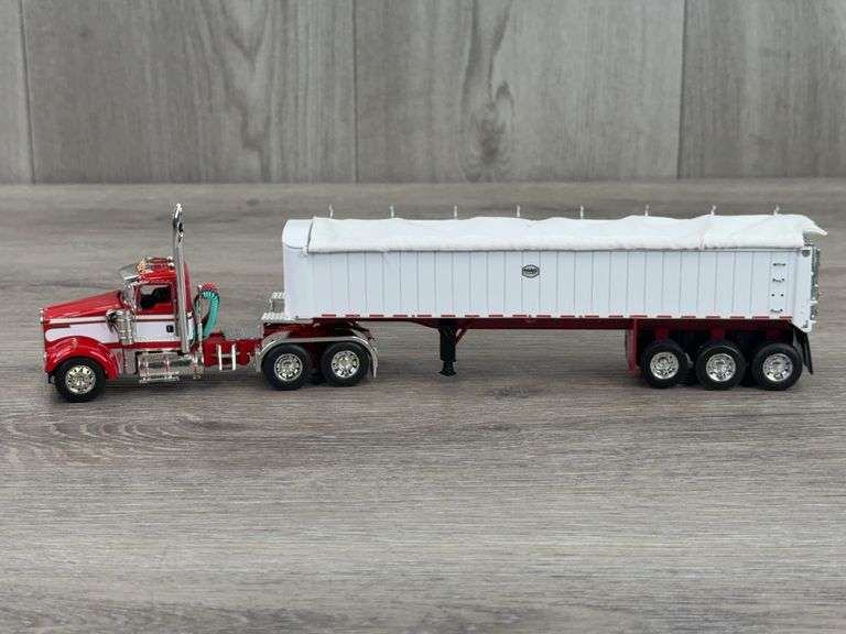 DCP Kenworth Truck W/Mac Trailer, 1/64