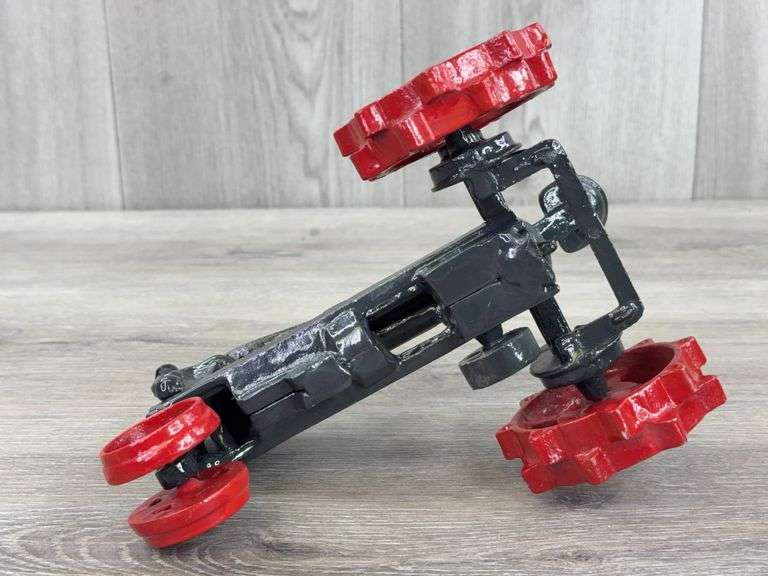 McCormick-Deering Farmall F-20, 1/16