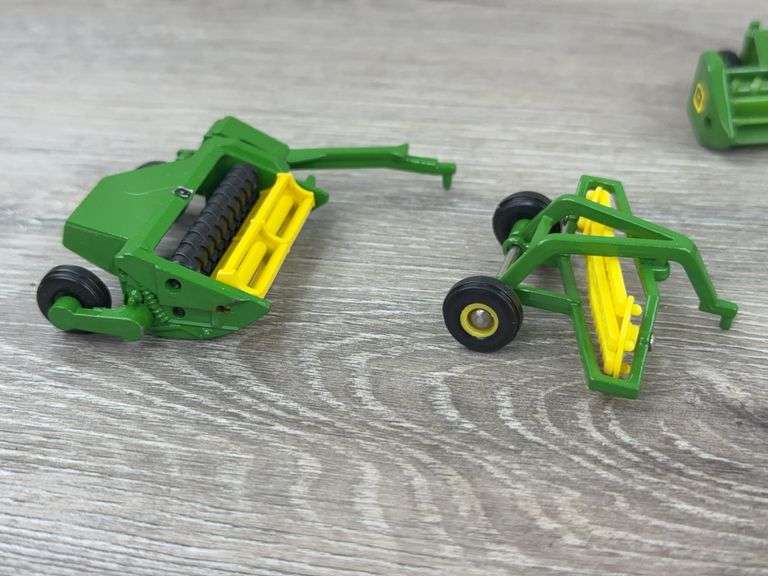 6 Hay Rakes-4 John Deere, 1 New Holland, 1/64, Some Ertl