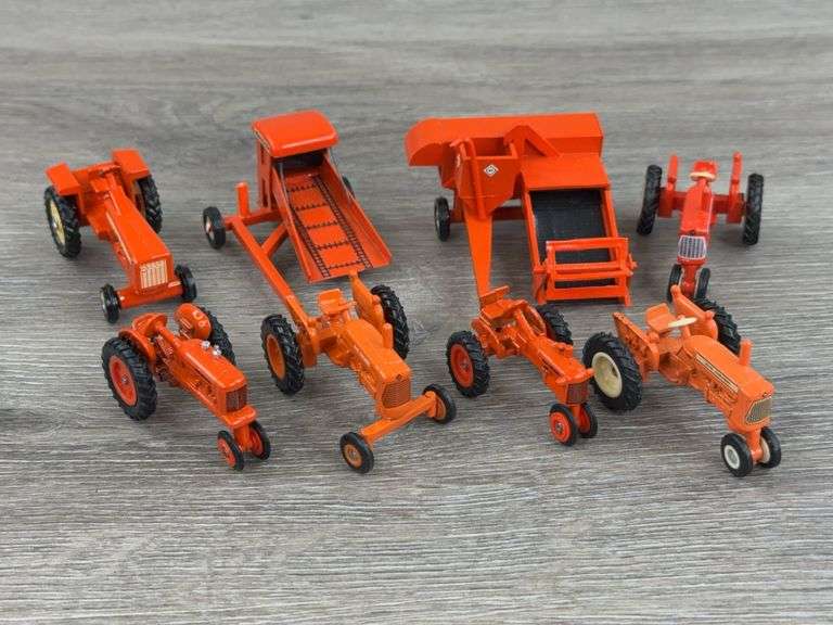 Allis-Chalmers Tractors & Implements, 1/64, Ertl & Custom