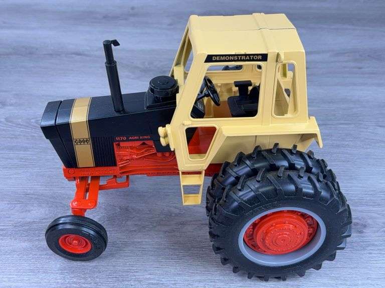Case Agri King 1170 WF Duals, 1/16, Toy Farmer
