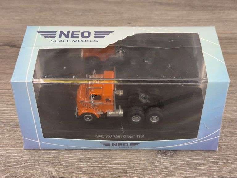 1954 GMC 950 Cannonball Lancer Sleeper Cab, 1:64, NEO Scale Models