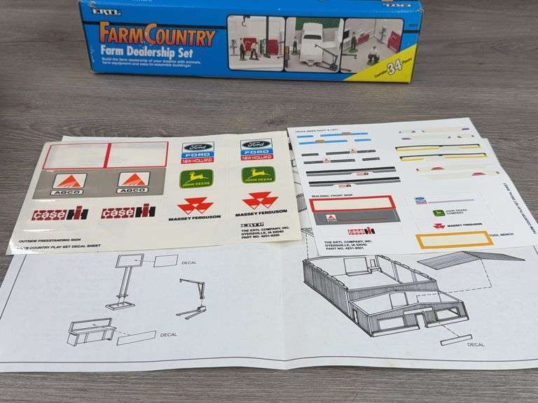 Farm Country Farm Dealership Set, Ertl, Unsure If Complete