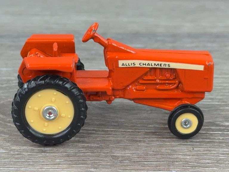 Allis-Chalmers Tractors & Implements, 1/64, Ertl & Custom
