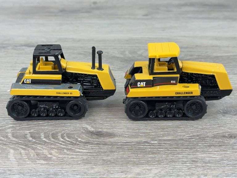 8 Caterpillar Tractors & Implements, 1/64, Mostly Ertl, C&J Hopper