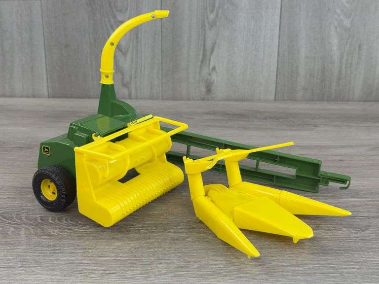 John Deere Forage Harvester, 1/16, Ertl, 2 Heads