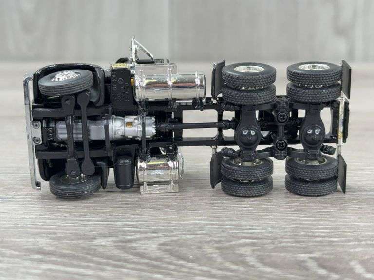 Mack Truck W/Drop Deck Trailer, 1/64, Truck First Gear, Trailer Ertl