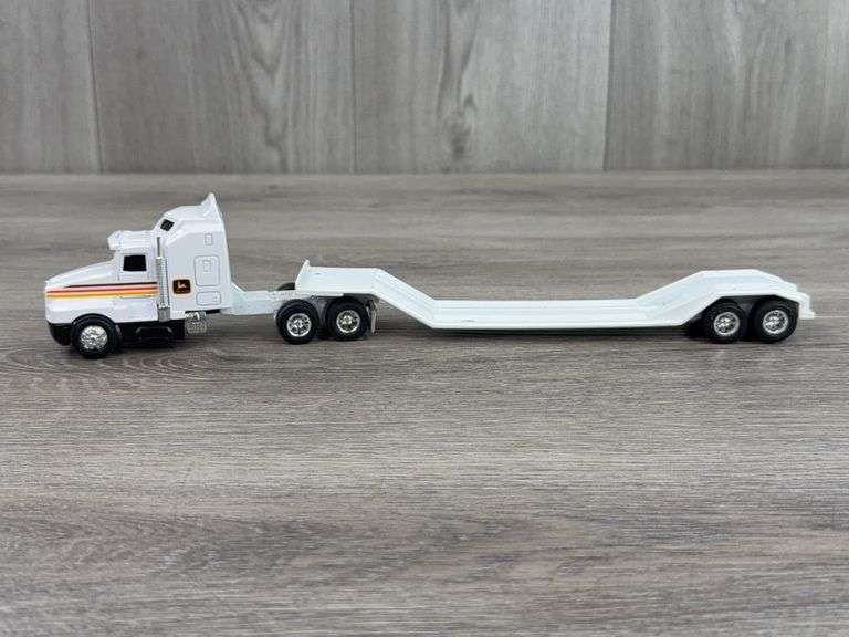 Kenworth T600A John Deere Truck W/Drop Deck Trailer, 1/64, Ertl