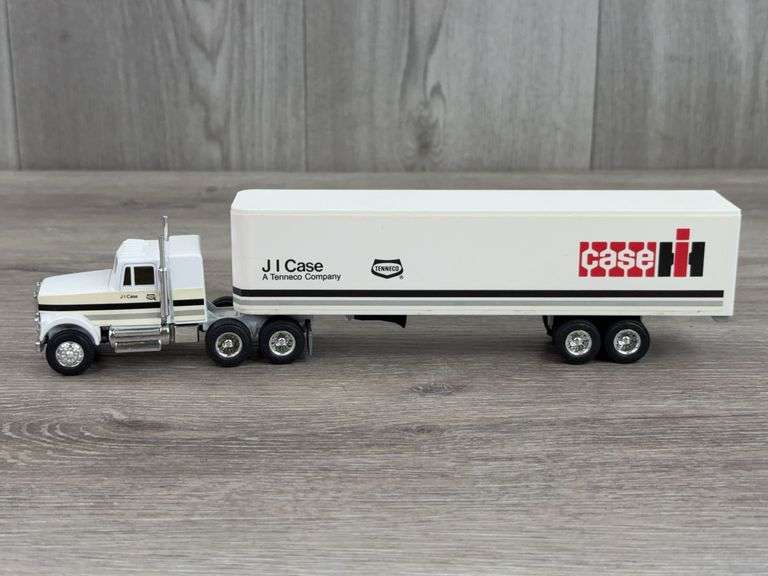 J I Case Truck W/Case IH J I Case A Tenneco Company Trailer,  1/64, Ertl