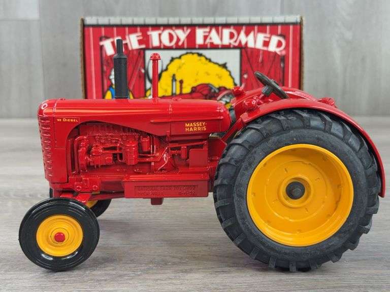 Massy-Harris 55 Diesel WF, 1/16, Toy Farmer