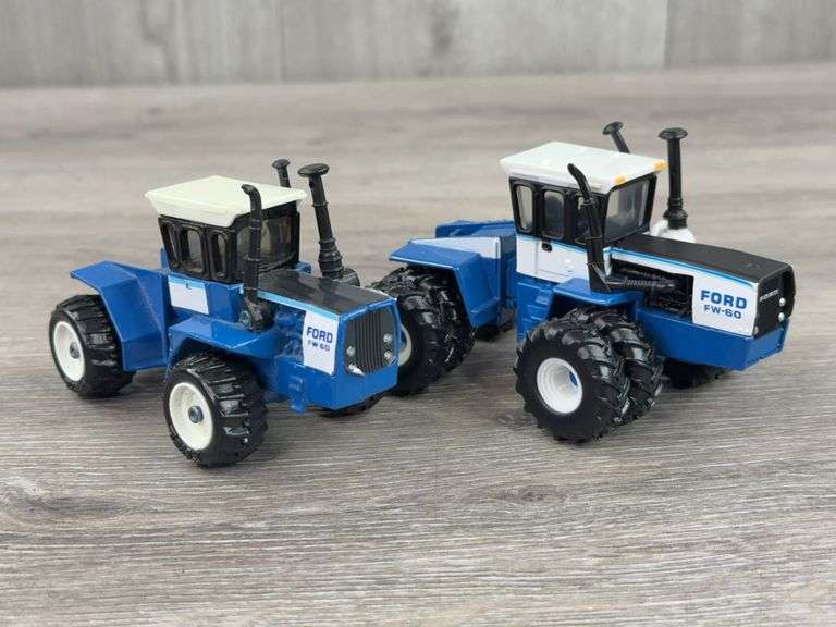 2 Ford FW-60 4WD, 1 W/Duals, 1/64, Ertl
