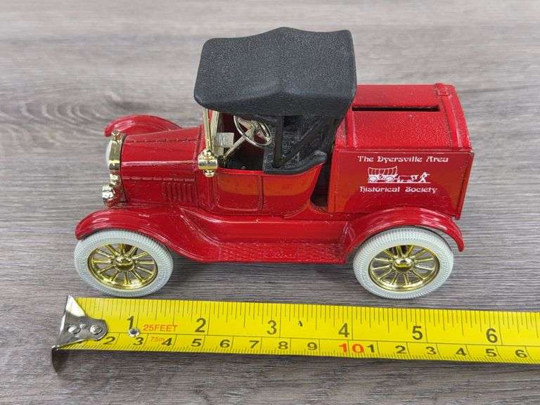 1918 Ford Model T Runabout Bank, The Dyersville Historical Society, 3rd Edition, 1 Of 408, 5 1/2”, Ertl Collectibles, Missing Key