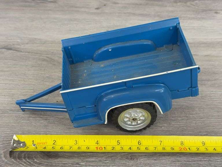 Hubley Trailer, 9 1/4”, Has Been Painted