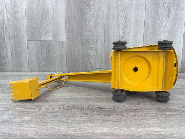 John Deere 690B Steam Shovel, 19” Long, Custom, Missing Tracks